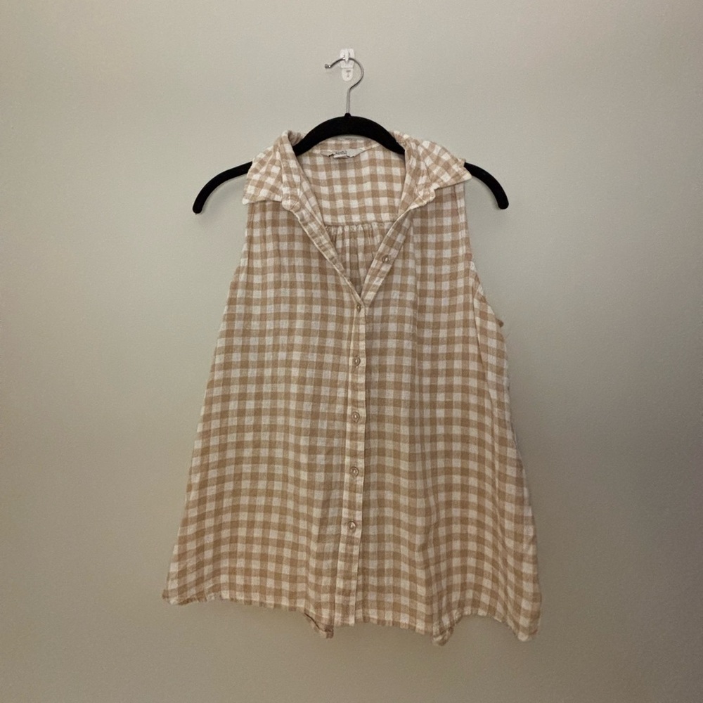 Gingham Sleeveless Top